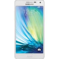 Смартфон Samsung Galaxy A5 SM-A500F 16Gb (5,0"/13МП/белый)